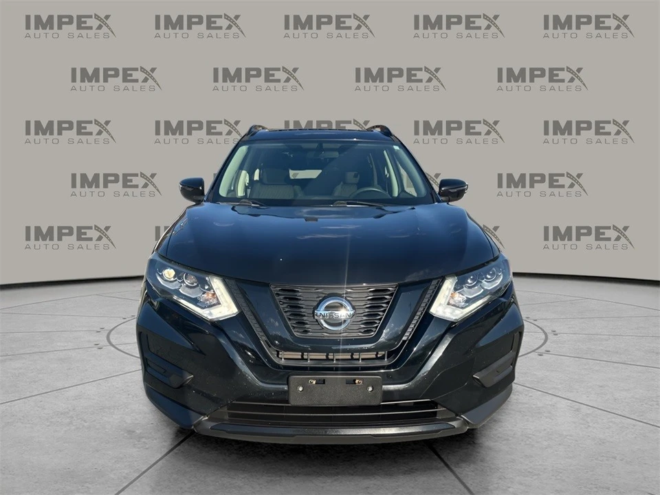 2017 Nissan Rogue - Image 8 of 12