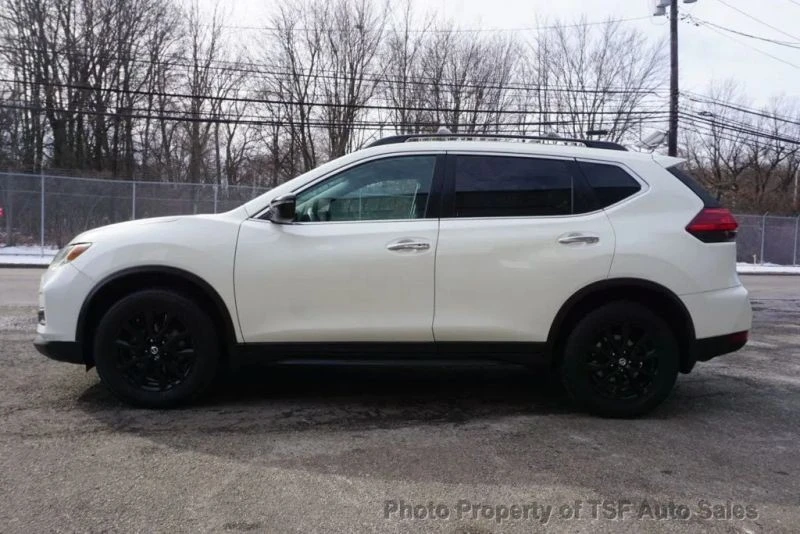 2017 Nissan Rogue - Image 4 of 12