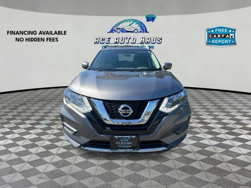 2017 Nissan Rogue - Image 2 of 12