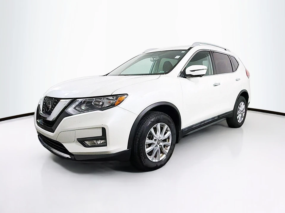 2017 Nissan Rogue - Image 4 of 21