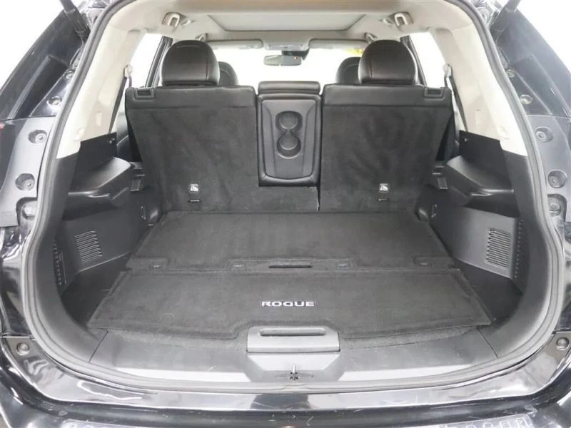 2017 Nissan Rogue - Image 6 of 12