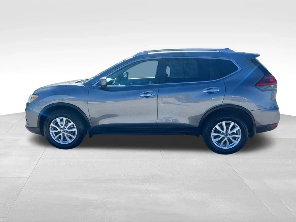 2017 Nissan Rogue - Image 3 of 12