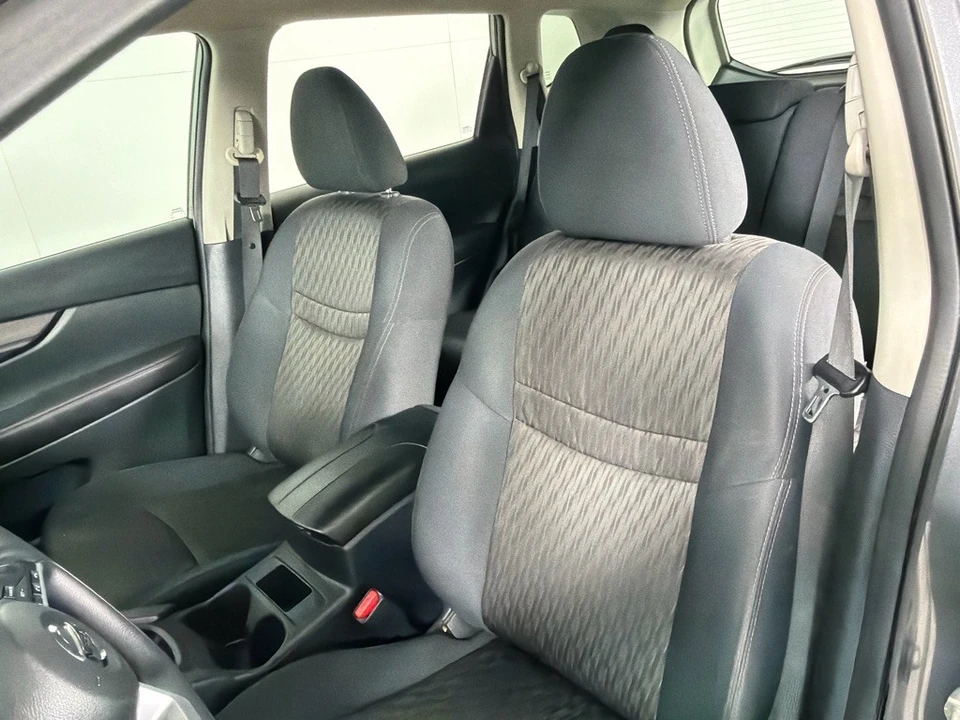 2017 Nissan Rogue - Image 12 of 21