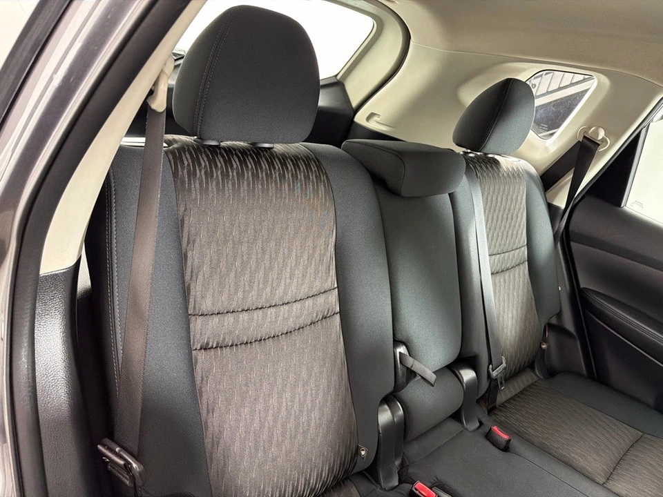 2017 Nissan Rogue - Image 21 of 21