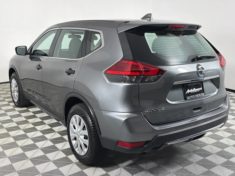 2017 Nissan Rogue - Image 7 of 21