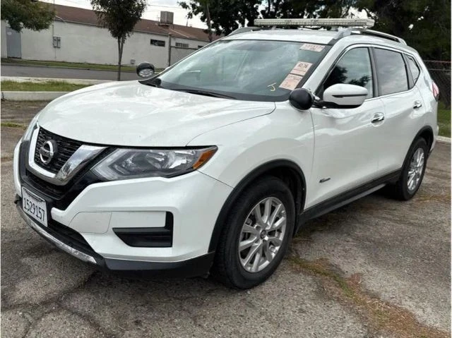 2017 Nissan Rogue - Image 7 of 10