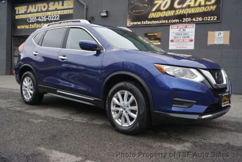 2017 Nissan Rogue - Image 9 of 12