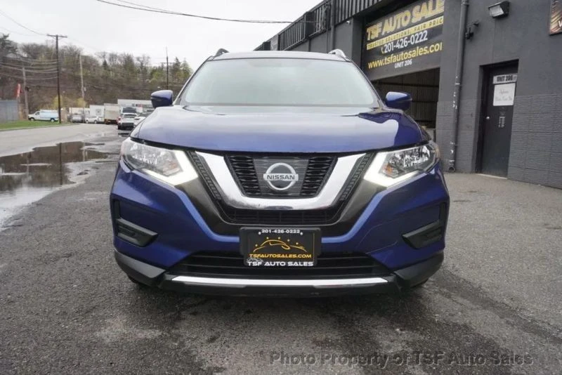 2017 Nissan Rogue - Image 2 of 12