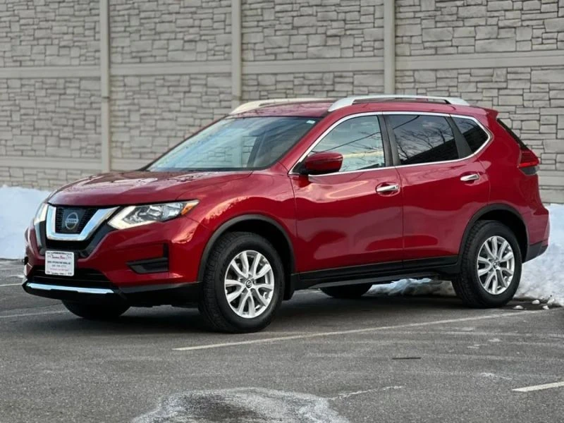 2017 Nissan Rogue - Image 4 of 12