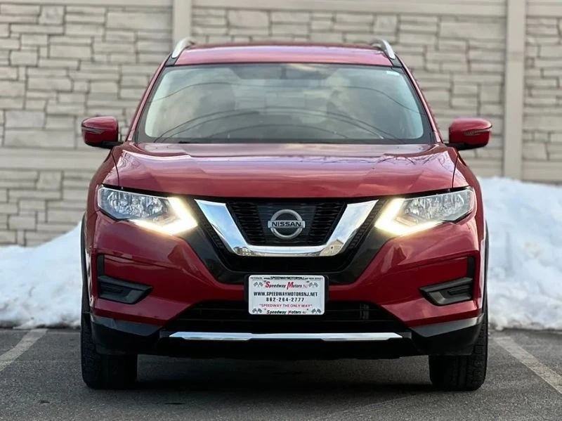 2017 Nissan Rogue - Image 3 of 12