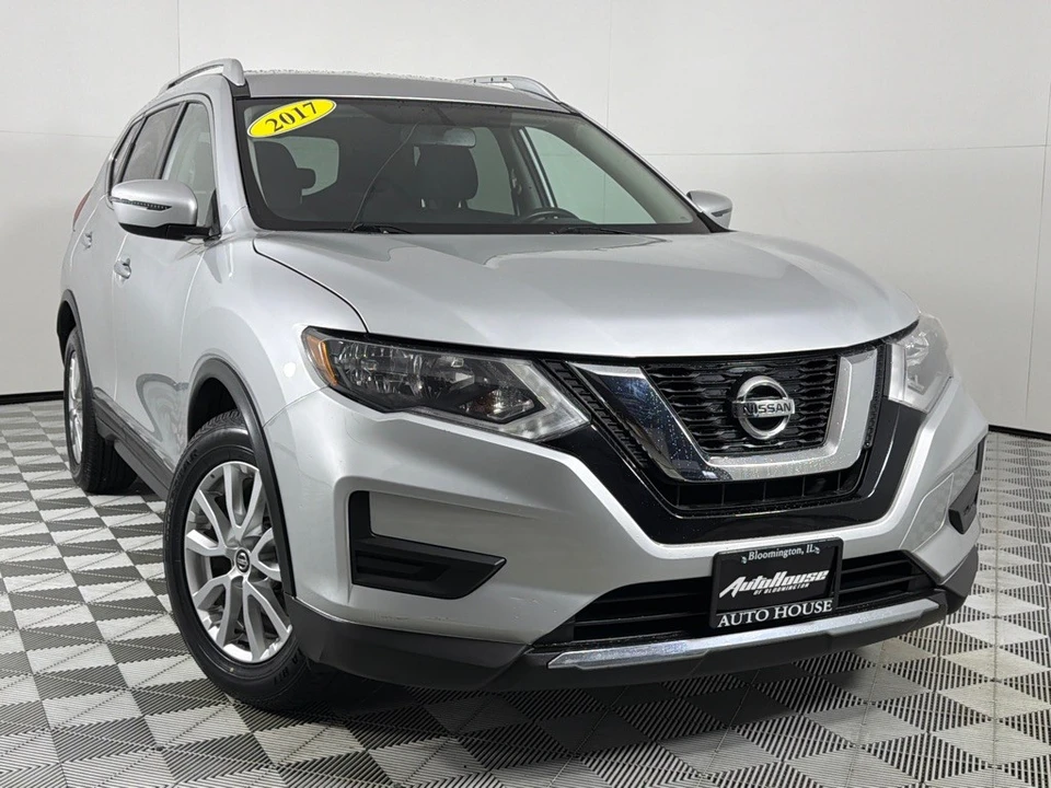 2017 Nissan Rogue - Image 2 of 21