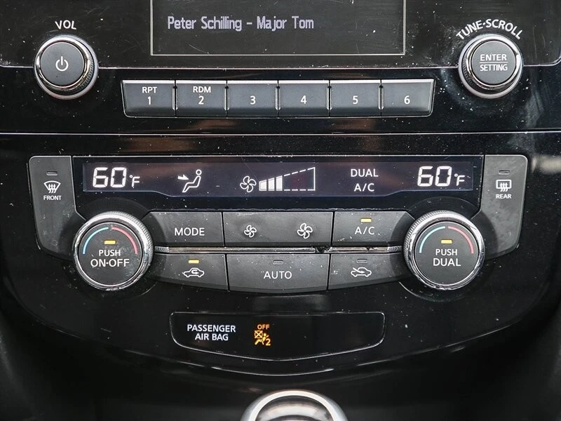 2017 Nissan Rogue - Image 20 of 21
