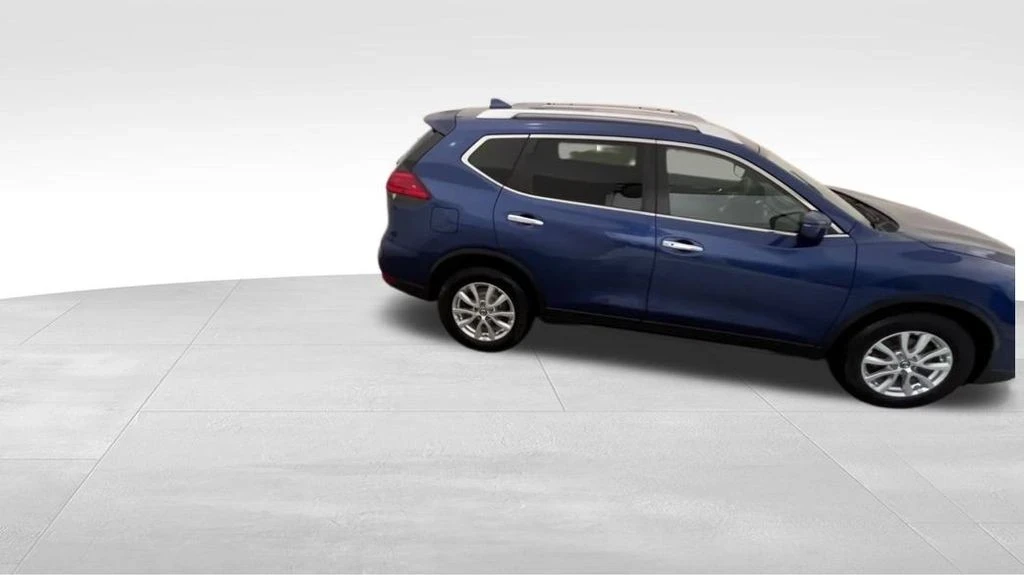 2017 Nissan Rogue - Image 7 of 12