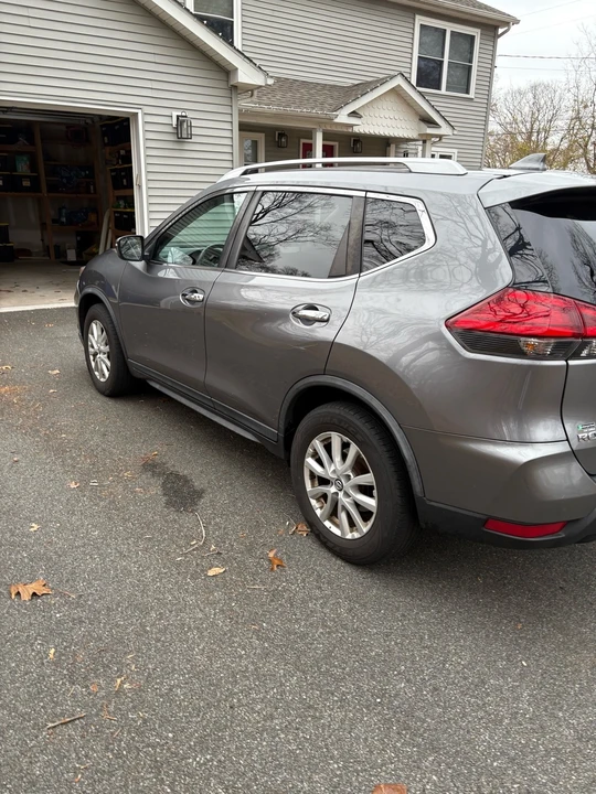 2017 Nissan Rogue - Image 4 of 20