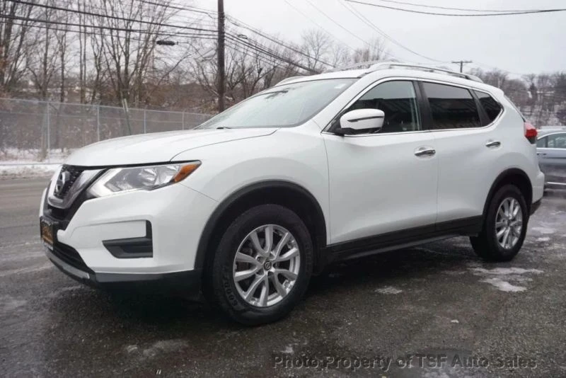 2017 Nissan Rogue - Image 3 of 12