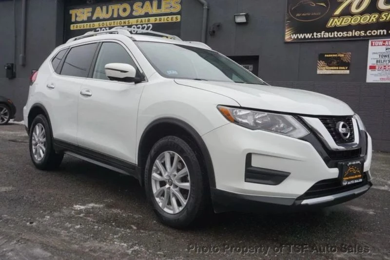 2017 Nissan Rogue - Image 9 of 12