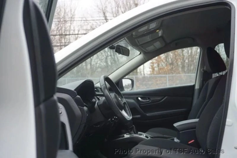 2017 Nissan Rogue - Image 12 of 12