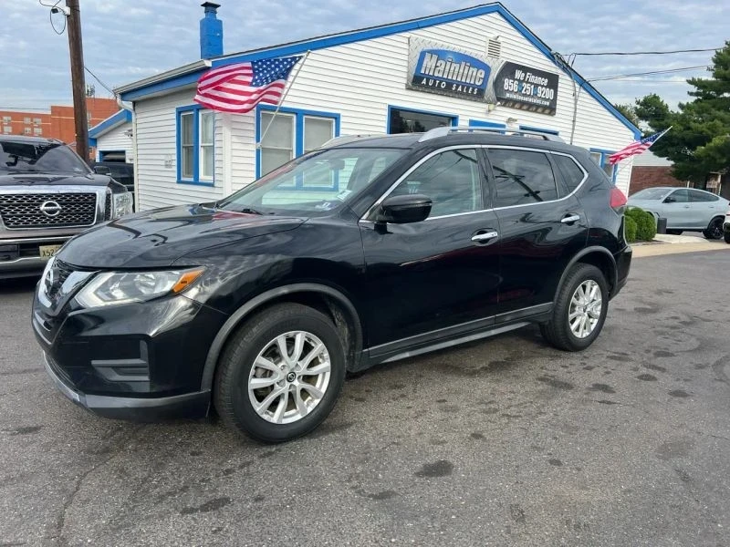 2017 Nissan Rogue - Image 2 of 12