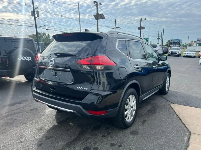 2017 Nissan Rogue - Image 7 of 12
