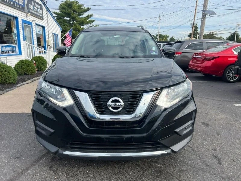 2017 Nissan Rogue - Image 11 of 12