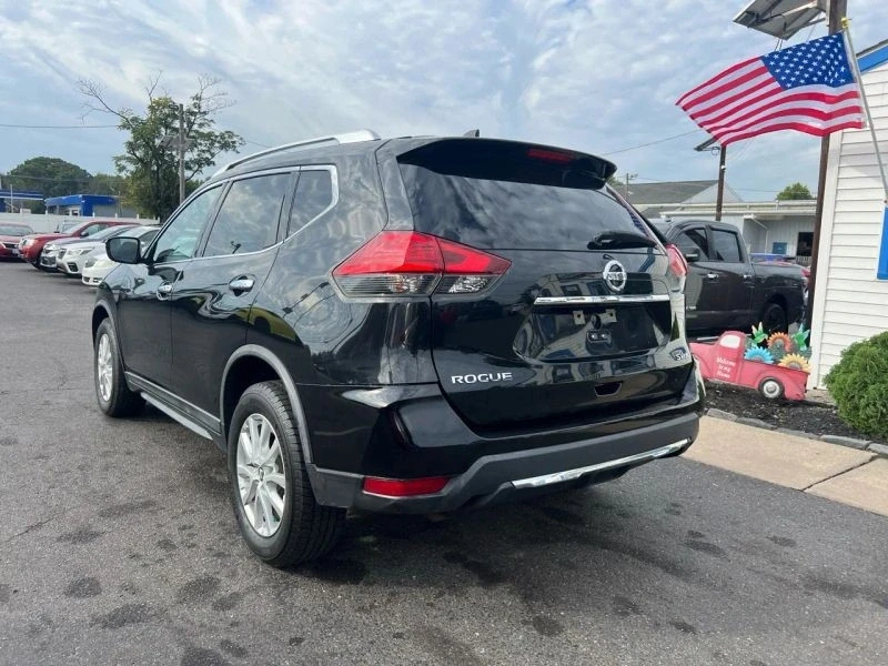 2017 Nissan Rogue - Image 5 of 12
