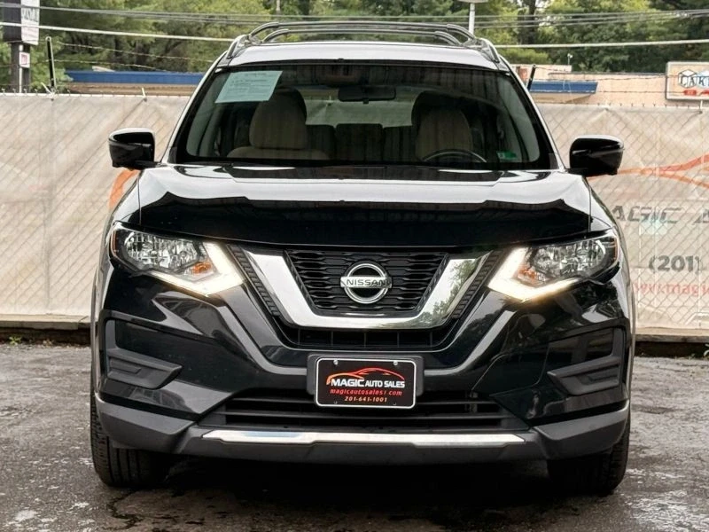 2017 Nissan Rogue - Image 5 of 12