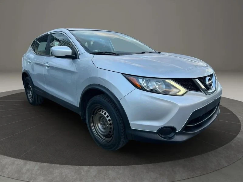 2017 Nissan Rogue - Image 3 of 12
