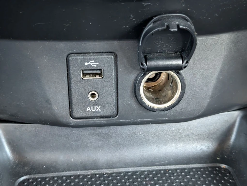 2017 Nissan Rogue - Image 21 of 21