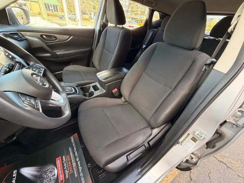 2017 Nissan Rogue - Image 12 of 12