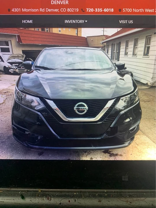 2017 Nissan Rogue - Image 10 of 12