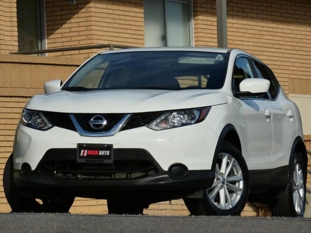 2017 Nissan Rogue - Image 4 of 21