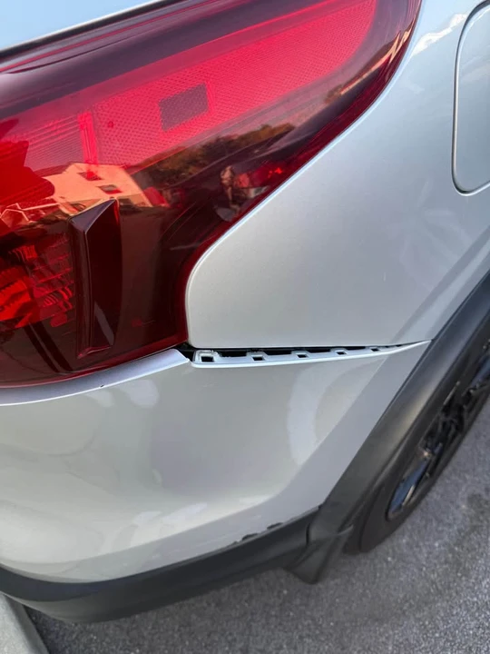 2017 Nissan Rogue - Image 15 of 16