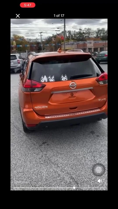 2017 Nissan Rogue - Image 10 of 10