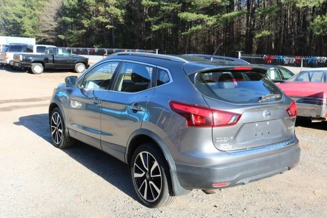 2017 Nissan Rogue - Image 3 of 12