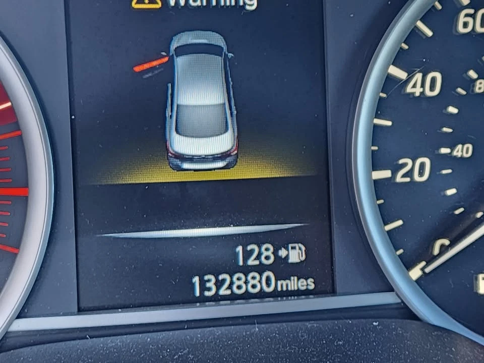 2017 Nissan Sentra 7th Gen - Image 16 of 19