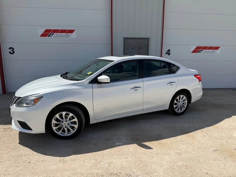 2017 Nissan Sentra 7th Gen - Image 2 of 16