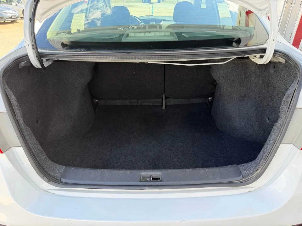 2017 Nissan Sentra 7th Gen - Image 16 of 16