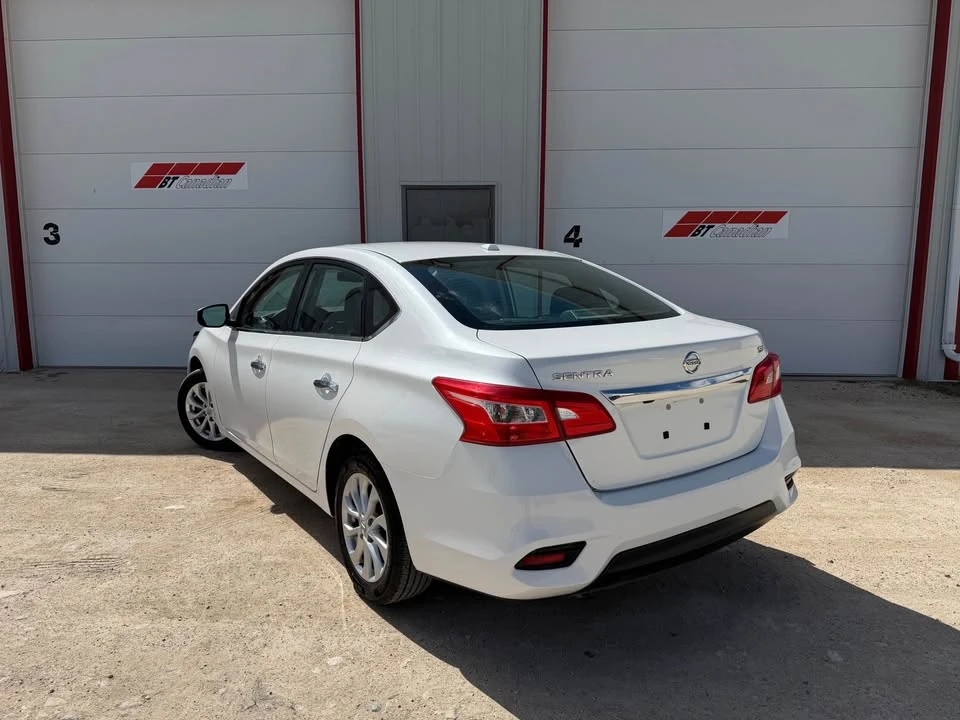 2017 Nissan Sentra 7th Gen - Image 4 of 16