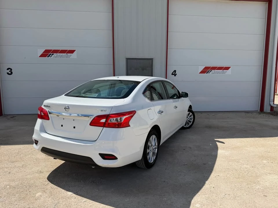 2017 Nissan Sentra 7th Gen - Image 5 of 16