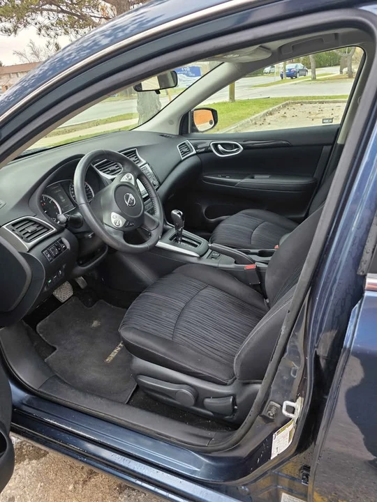2017 Nissan Sentra 7th Gen - Image 4 of 10