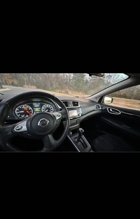 2017 Nissan Sentra 7th Gen - Image 5 of 7