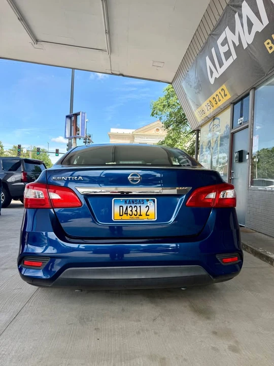 2017 Nissan Sentra 7th Gen - Image 8 of 18