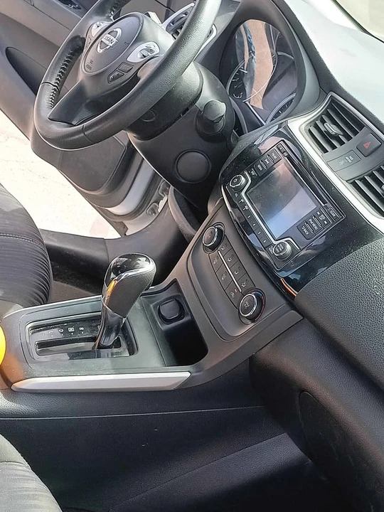 2017 Nissan Sentra 7th Gen - Image 3 of 4