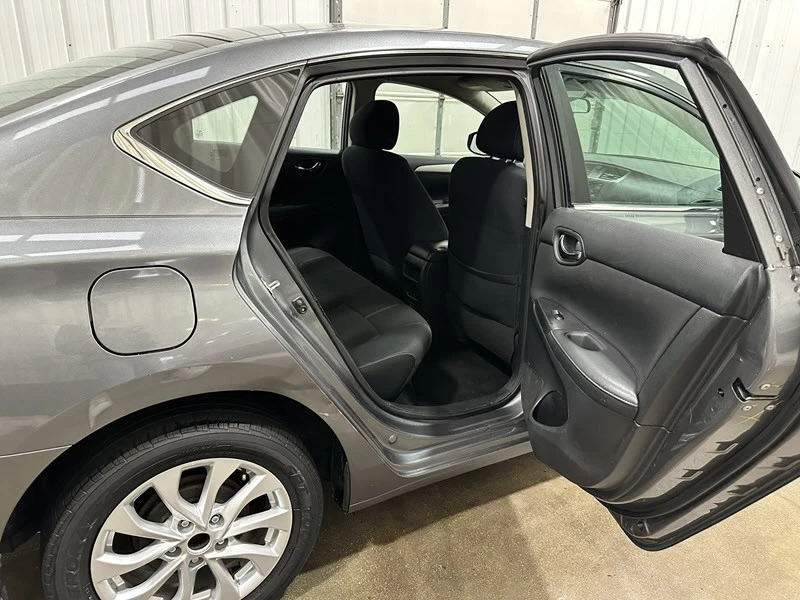 2017 Nissan Sentra 7th Gen - Image 14 of 21