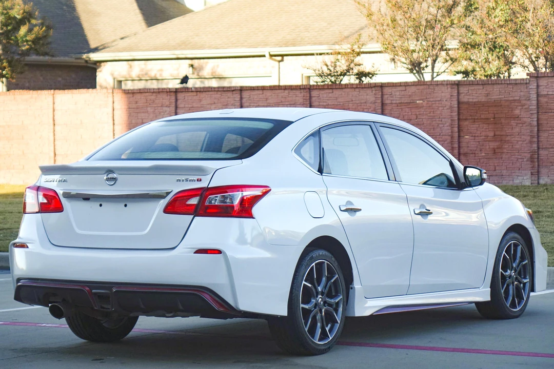 2017 Nissan Sentra 7th Gen - Image 4 of 5