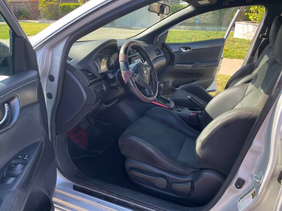 2017 Nissan Sentra 7th Gen - Image 6 of 9