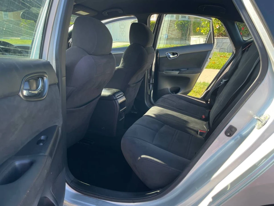 2017 Nissan Sentra 7th Gen - Image 7 of 9