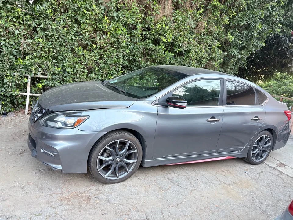 2017 Nissan Sentra 7th Gen - Image 3 of 6