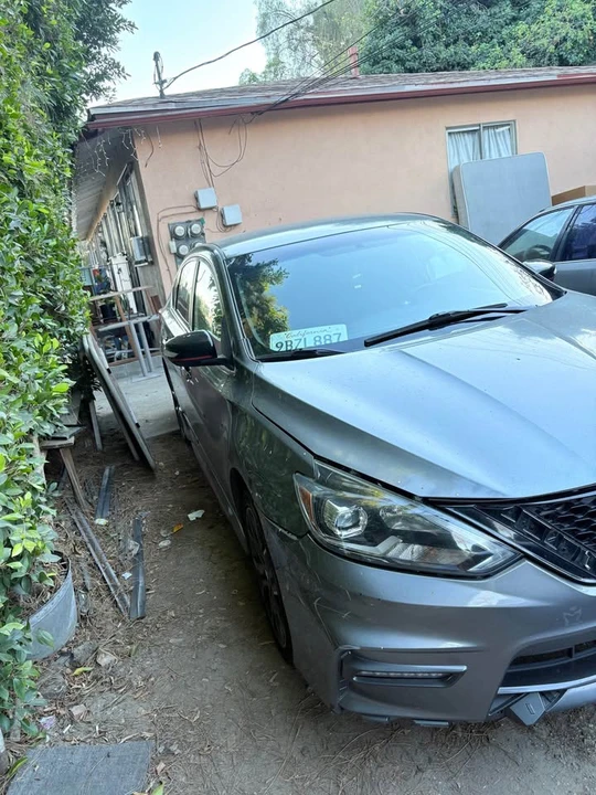 2017 Nissan Sentra 7th Gen - Image 5 of 6
