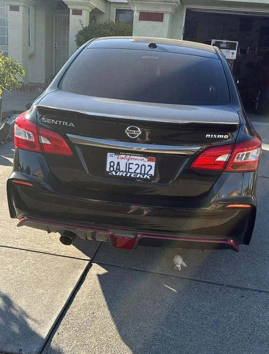 2017 Nissan Sentra 7th Gen - Image 3 of 11